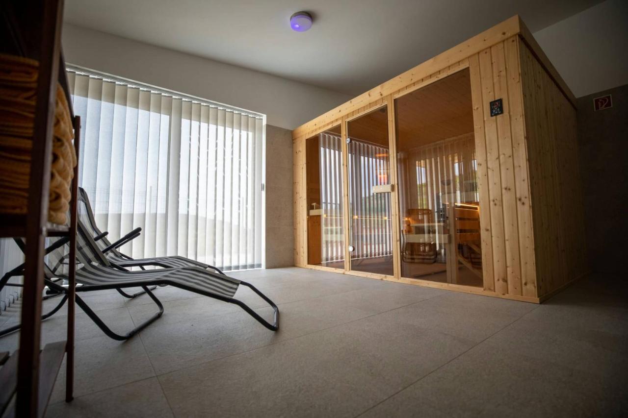 Aszúvilág Rezidencia with Sauna&Jacuzzi Legyesbenye Esterno foto