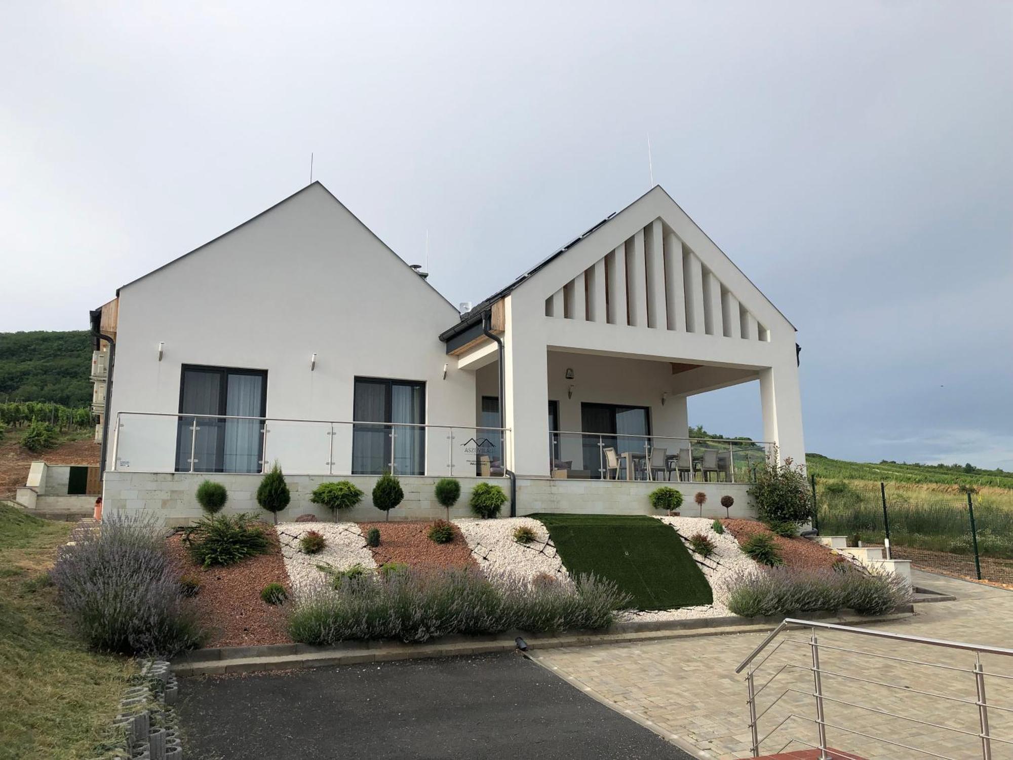 Aszúvilág Rezidencia with Sauna&Jacuzzi Legyesbenye Esterno foto